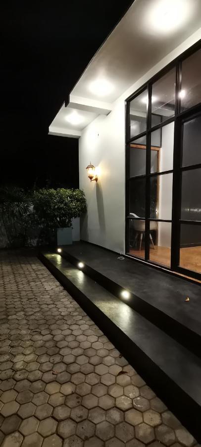 Endlessblue Resort Kalametiya 外观 照片